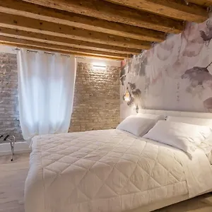 https://hermes-san-marco.hotelinveneto.com
