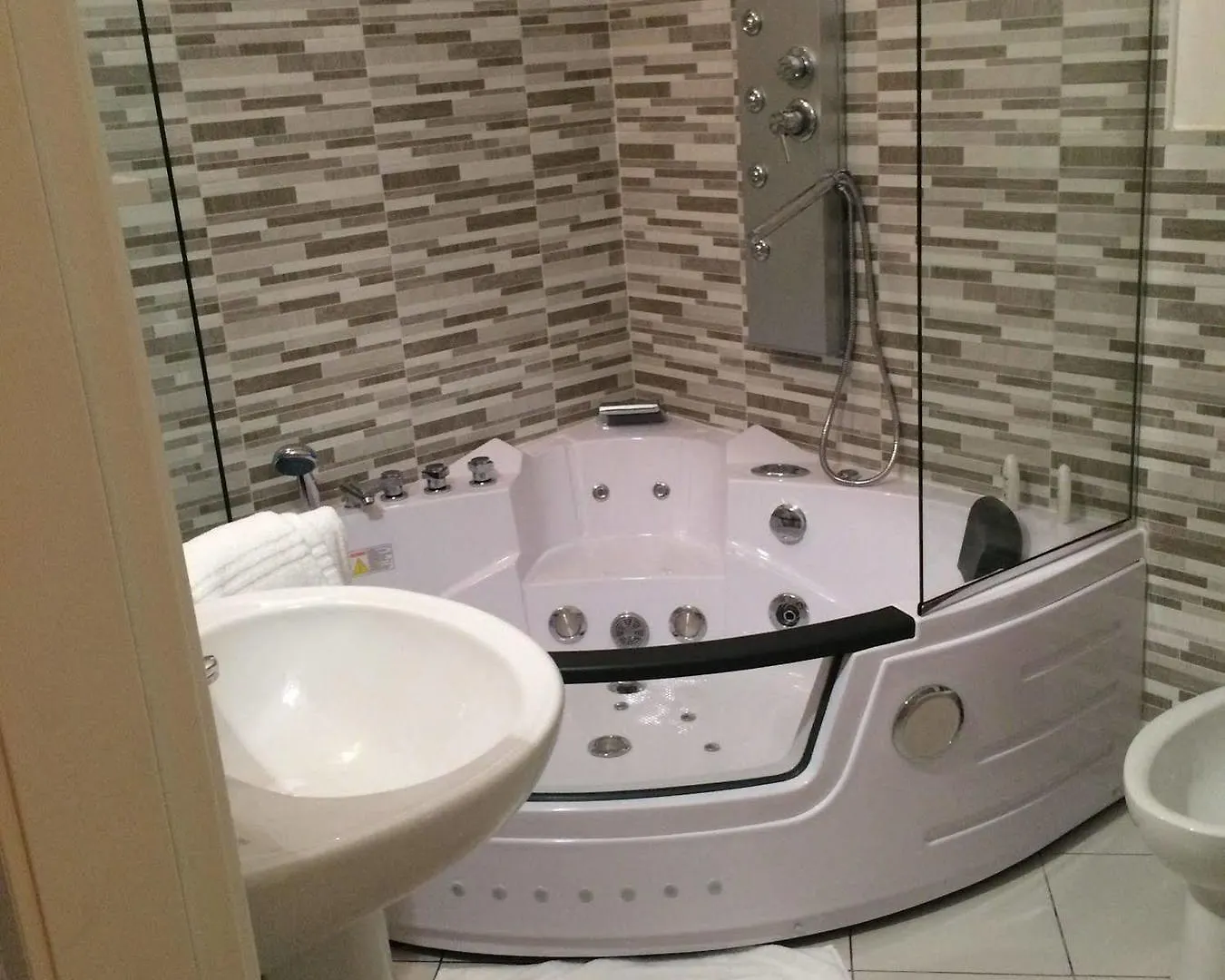 B&B Massimo Centro Catania Italy
